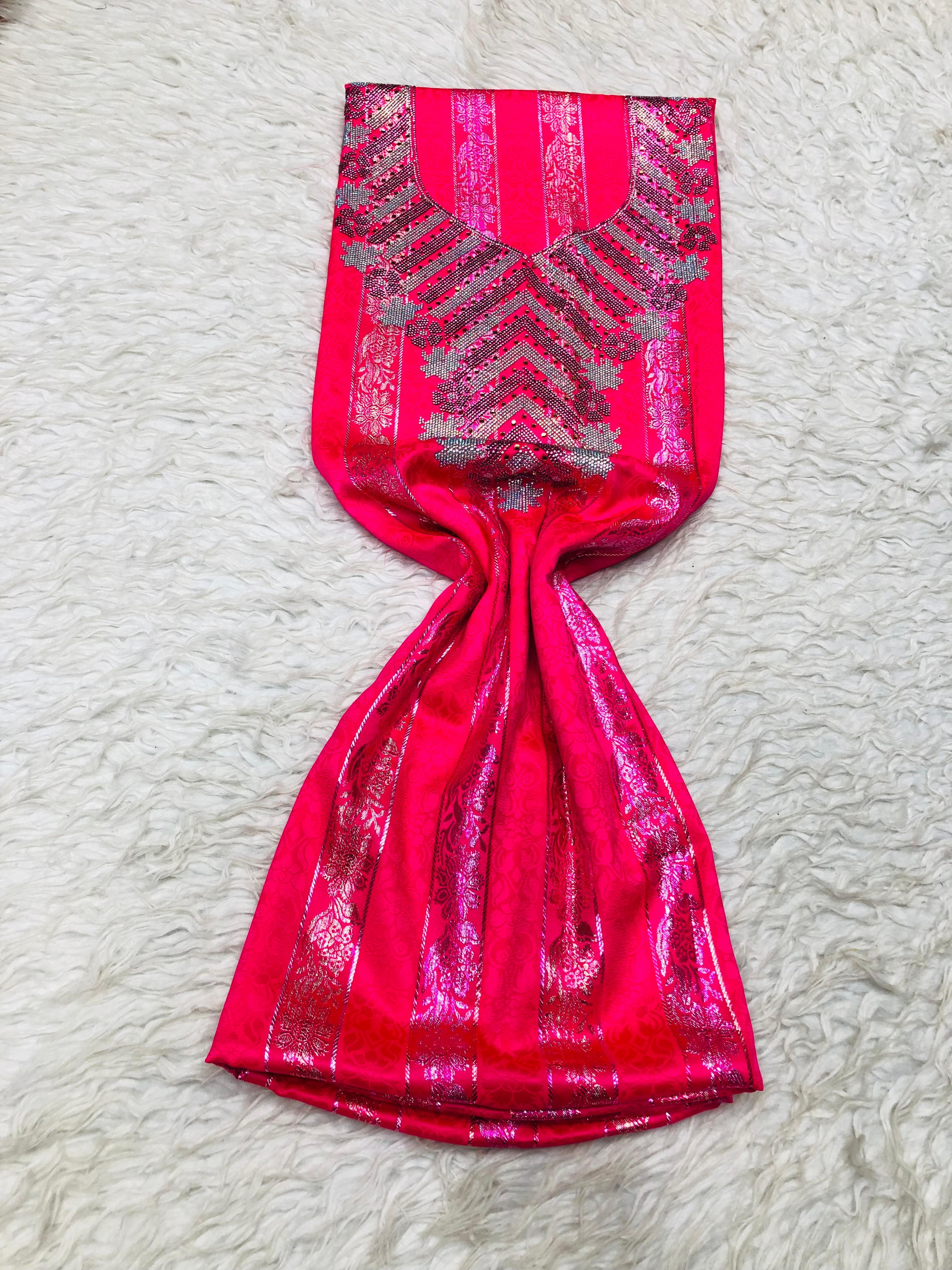 Mikhwar Jawhara en Rouge Claire avec Motif des Fleures