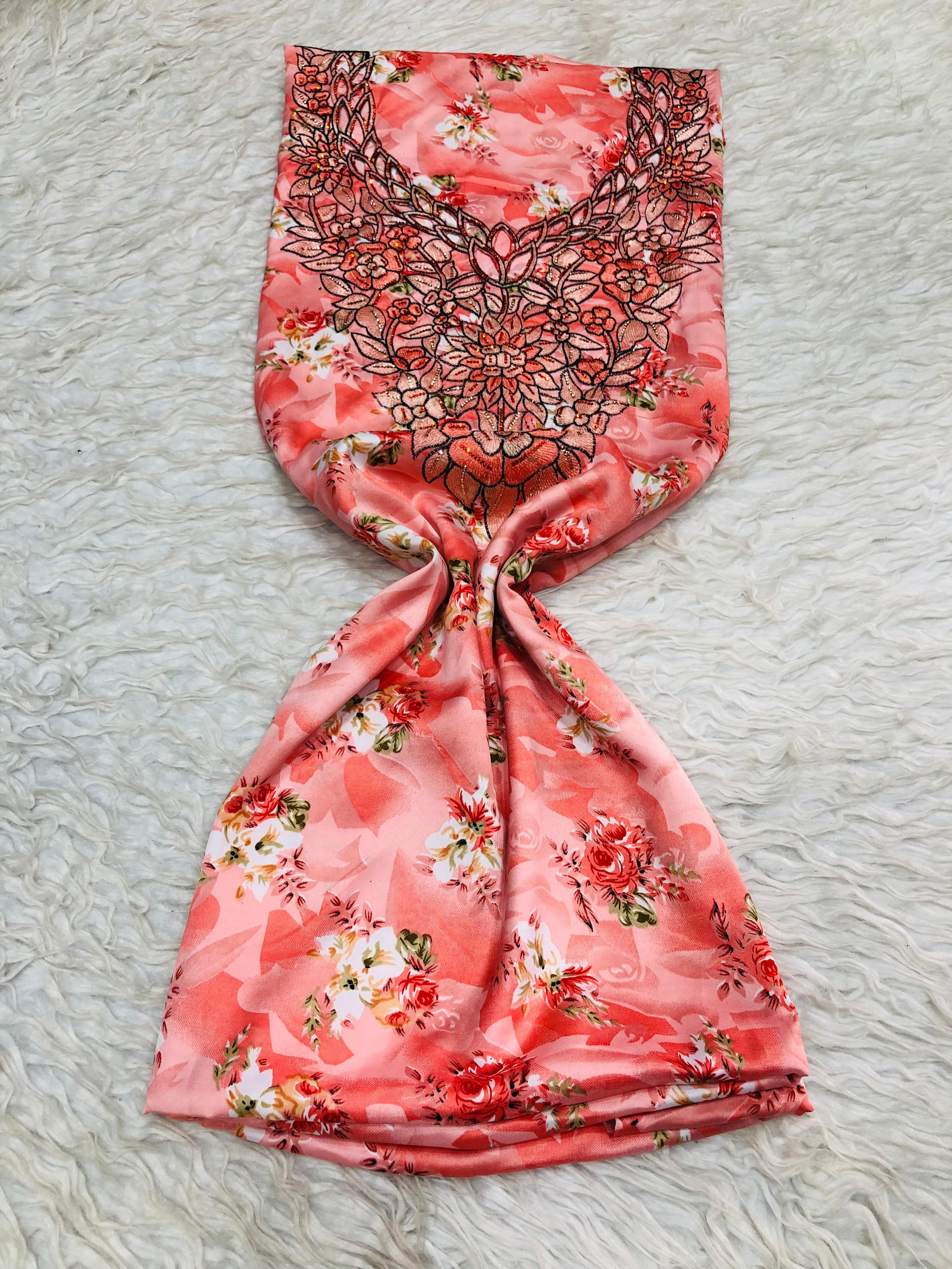 Mukhwar Mukharam en Saumon