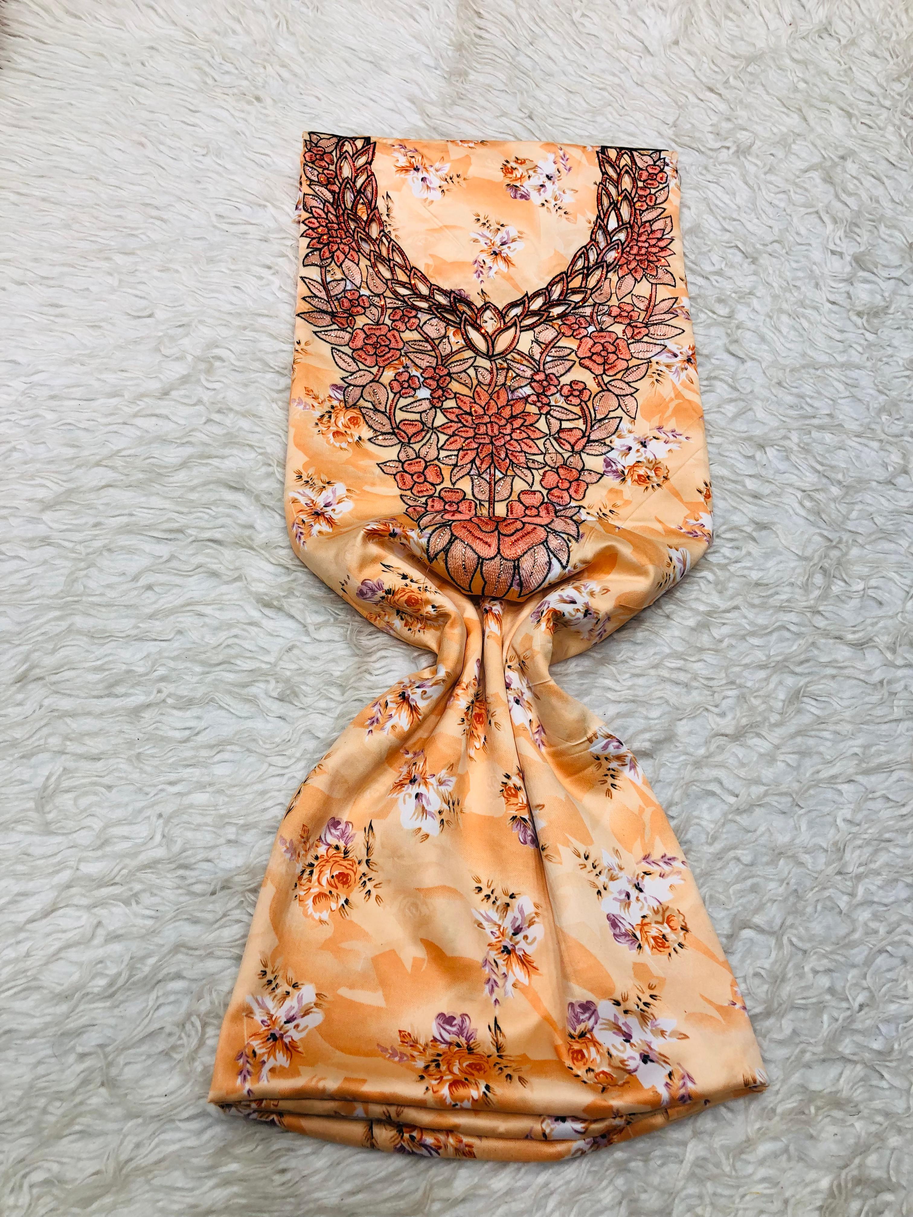 Mikhwar Mukharam en Orange