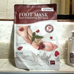 Masque pour pied rose