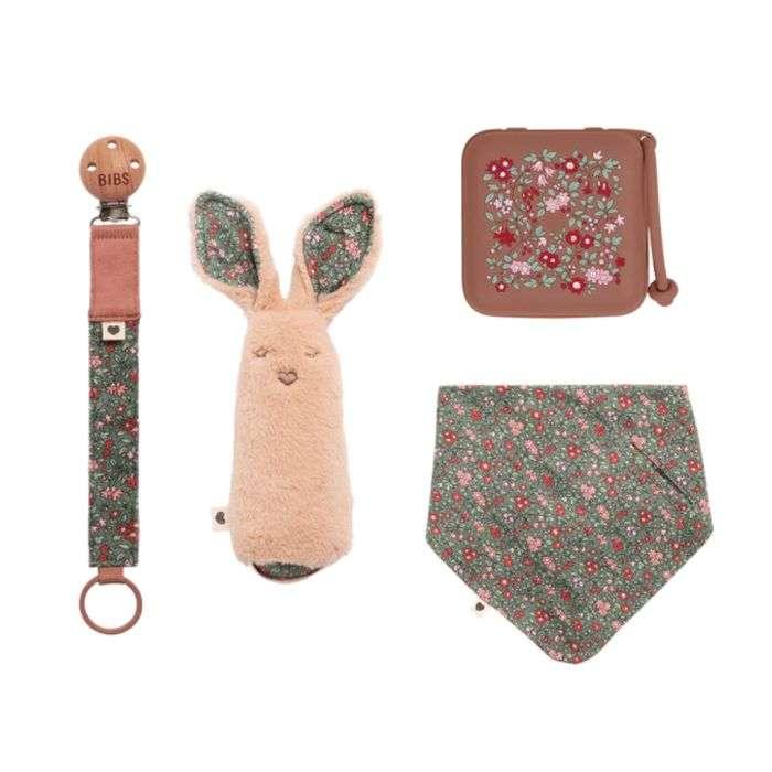 Liberty – Coffret Cadeau Essentiel Bébé Noël Chamomile Lawn Woodchuck
