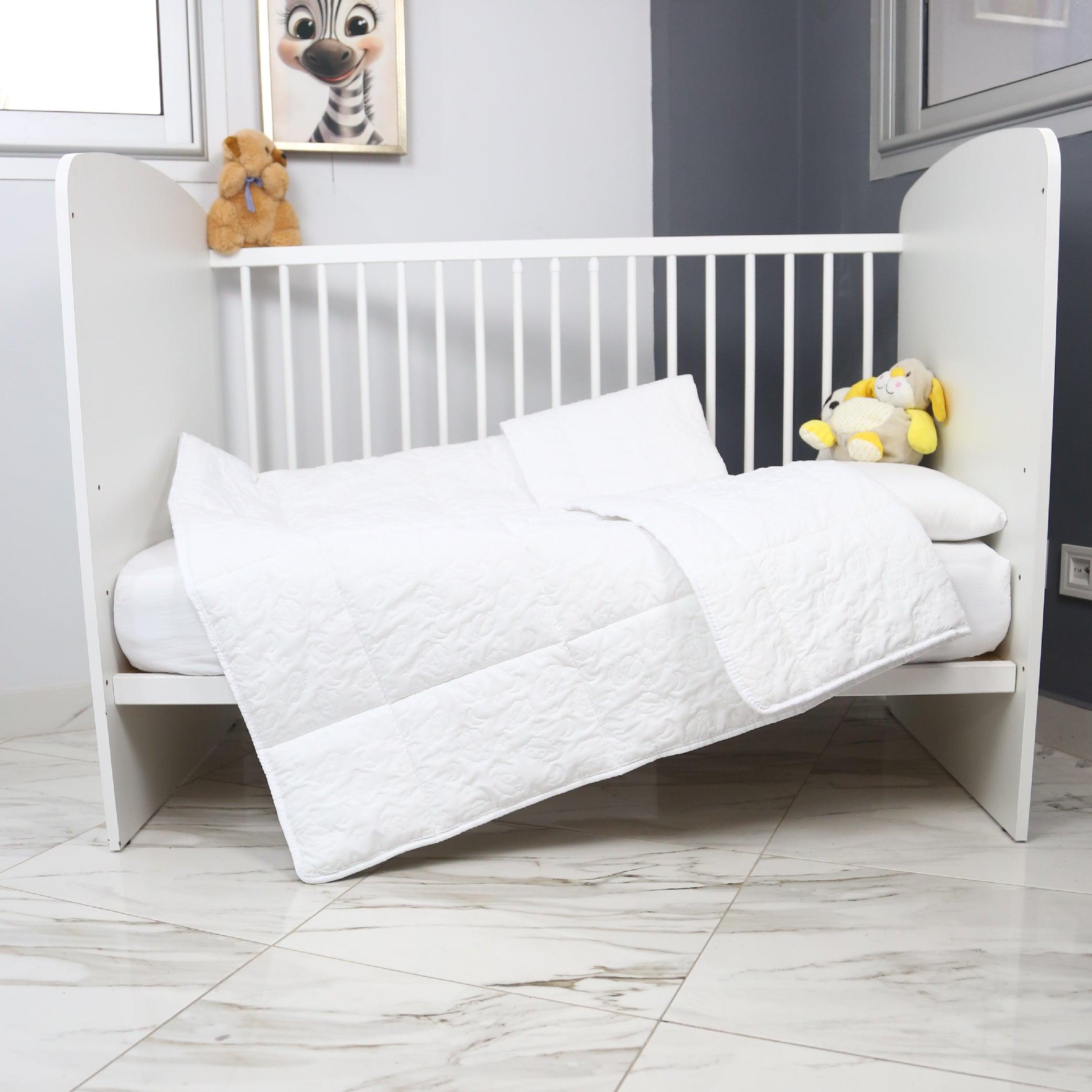 Couette Bébé Blanche Iberia (110x125 cm) - C+++ & Antiallergique